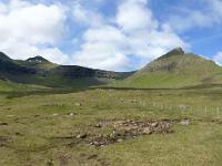 Färöer - Bergkessel am Gjógvvegur / Insel Eysturoy
